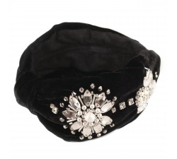 Headband with embroidery. Black velvet.