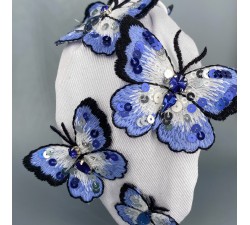 Ободок КрасаЖ синие бабочки. Белый джинс