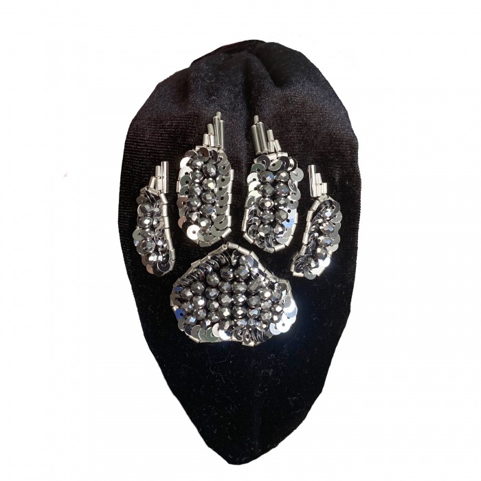 KrasaJ headband silver Lion paws. Black velvet